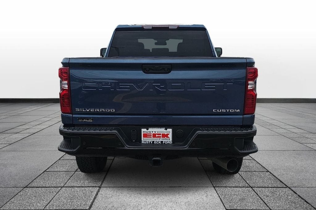 2025 Chevrolet Silverado 2500HD Custom