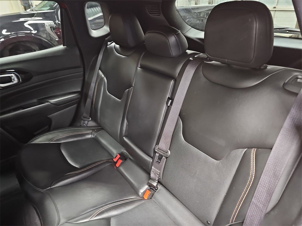 2023 Jeep Compass (Red) Edition