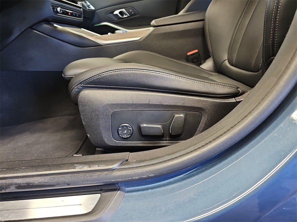 2025 BMW 3 Series 330i xDrive