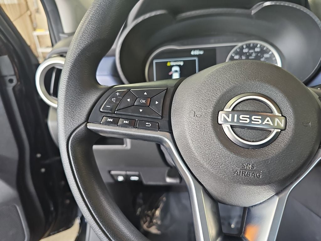 2023 Nissan Versa 1.6 SV