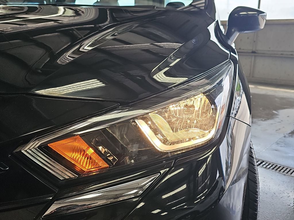 2023 Nissan Versa 1.6 SV