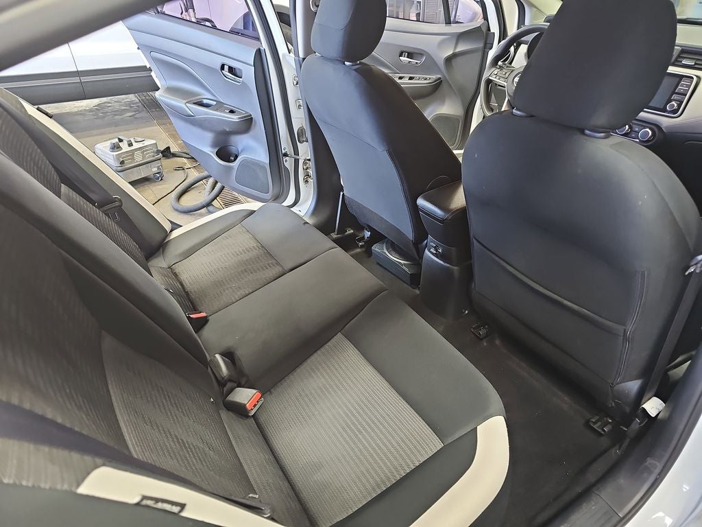 2020 Nissan Versa 1.6 SV