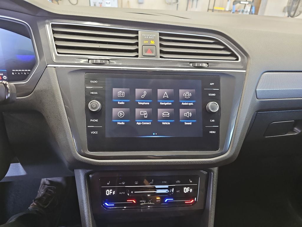 2024 Volkswagen Tiguan 2.0T SE