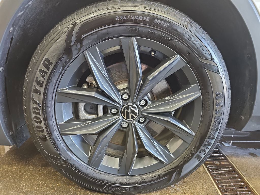 2024 Volkswagen Tiguan 2.0T SE