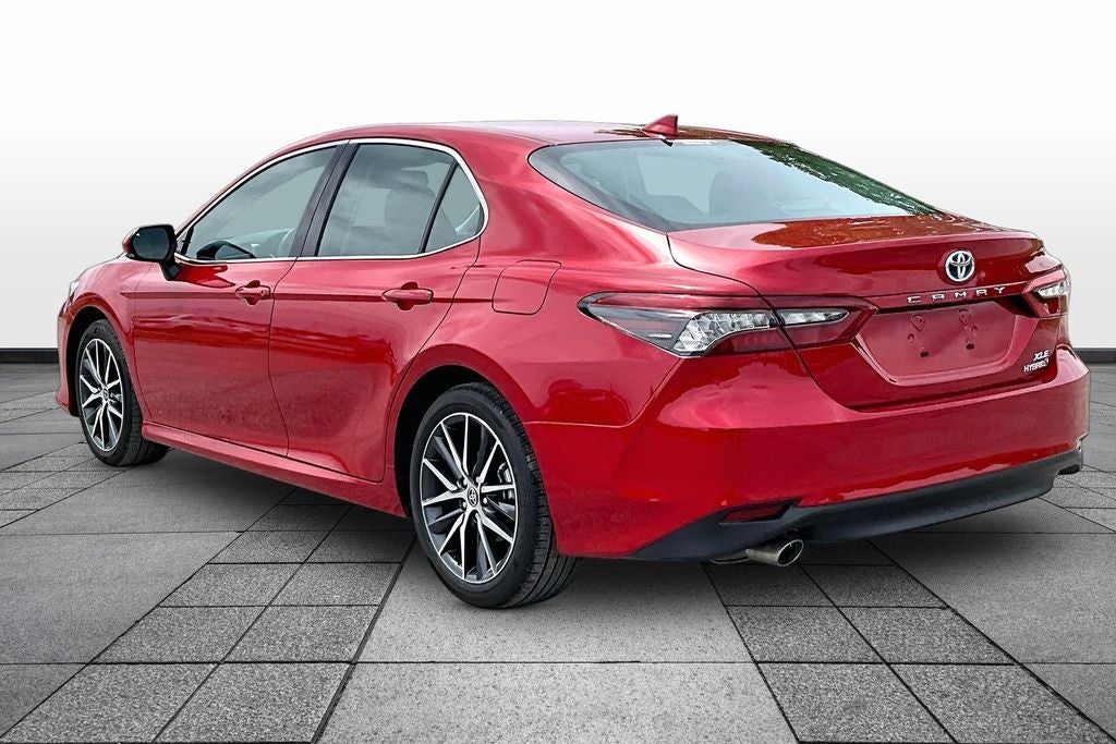 2023 Toyota Camry Hybrid XLE