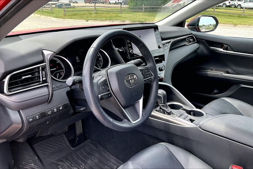 2023 Toyota Camry Hybrid XLE