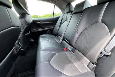 2023 Toyota Camry Hybrid XLE