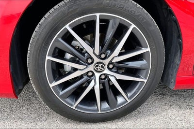 2023 Toyota Camry Hybrid XLE
