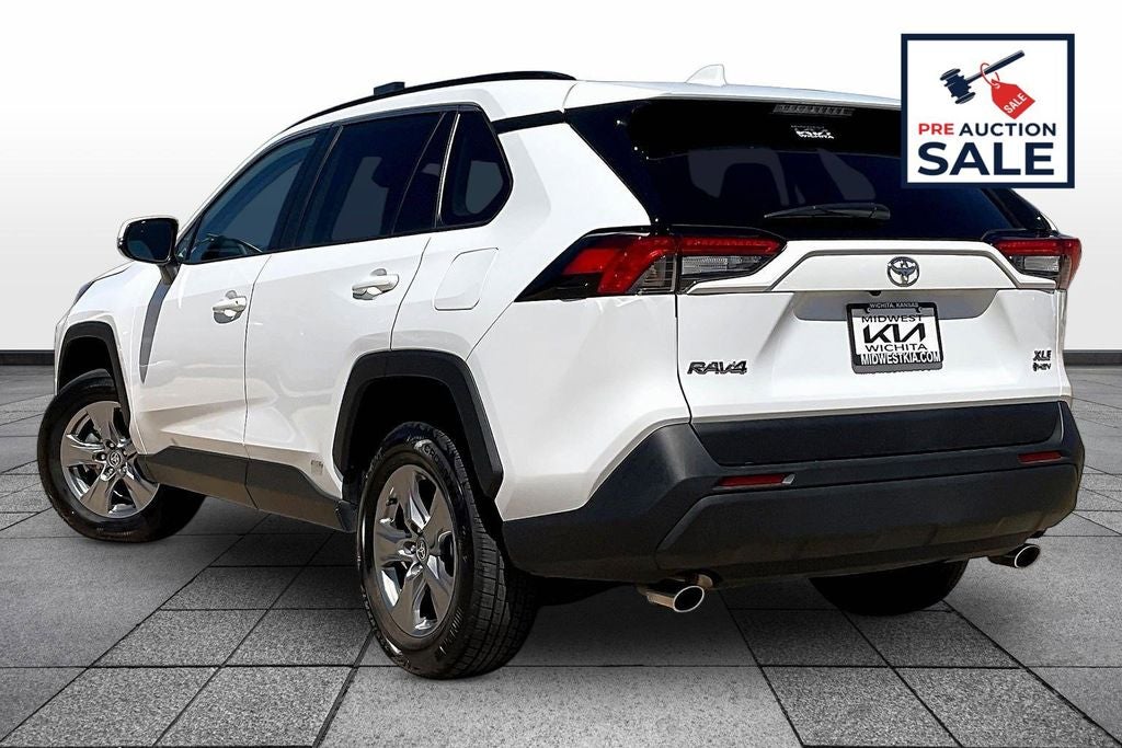 2025 Toyota RAV4 Hybrid XLE