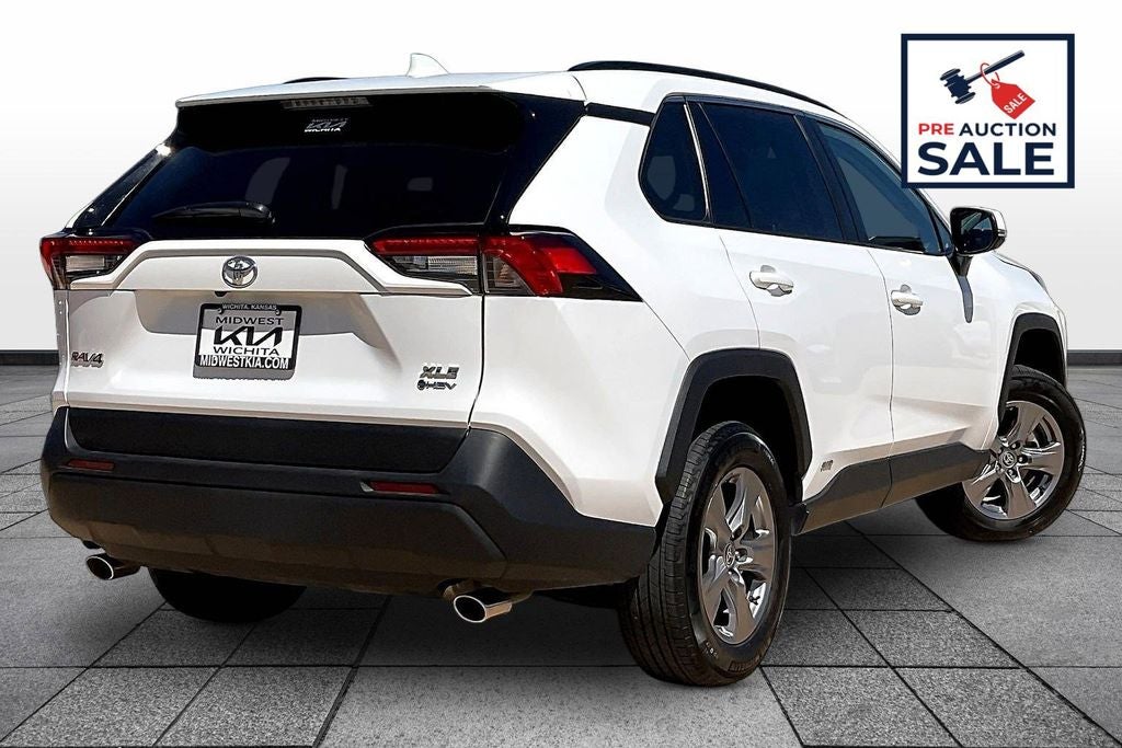 2025 Toyota RAV4 Hybrid XLE