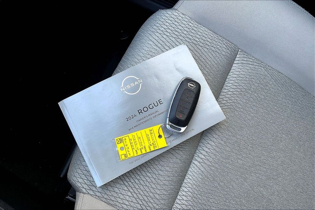 2024 Nissan Rogue SV