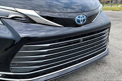 2024 Toyota Sienna Platinum 7 Passenger