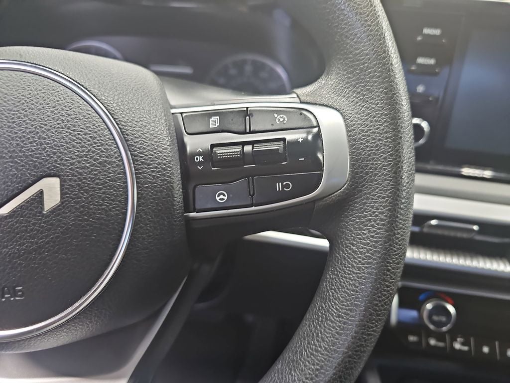 2022 Kia K5 LXS
