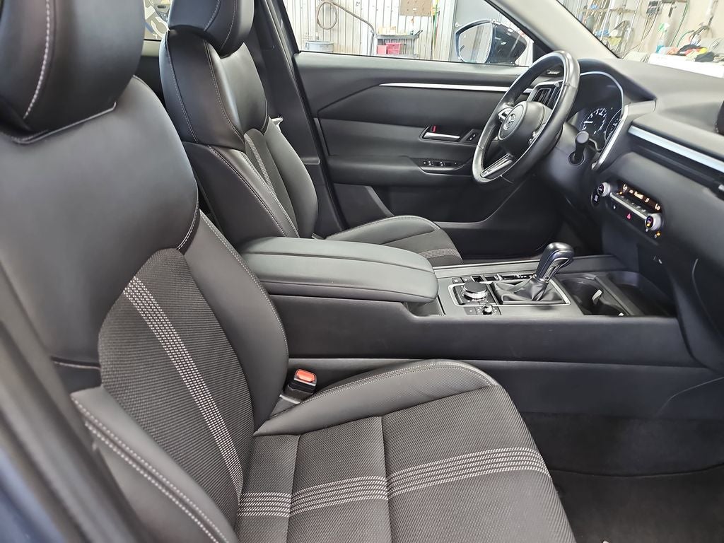2025 Mazda Mazda CX-50 2.5 S Premium Package