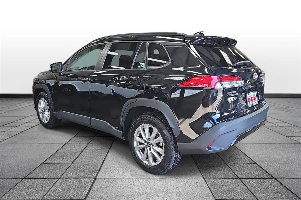 2024 Toyota Corolla Cross LE