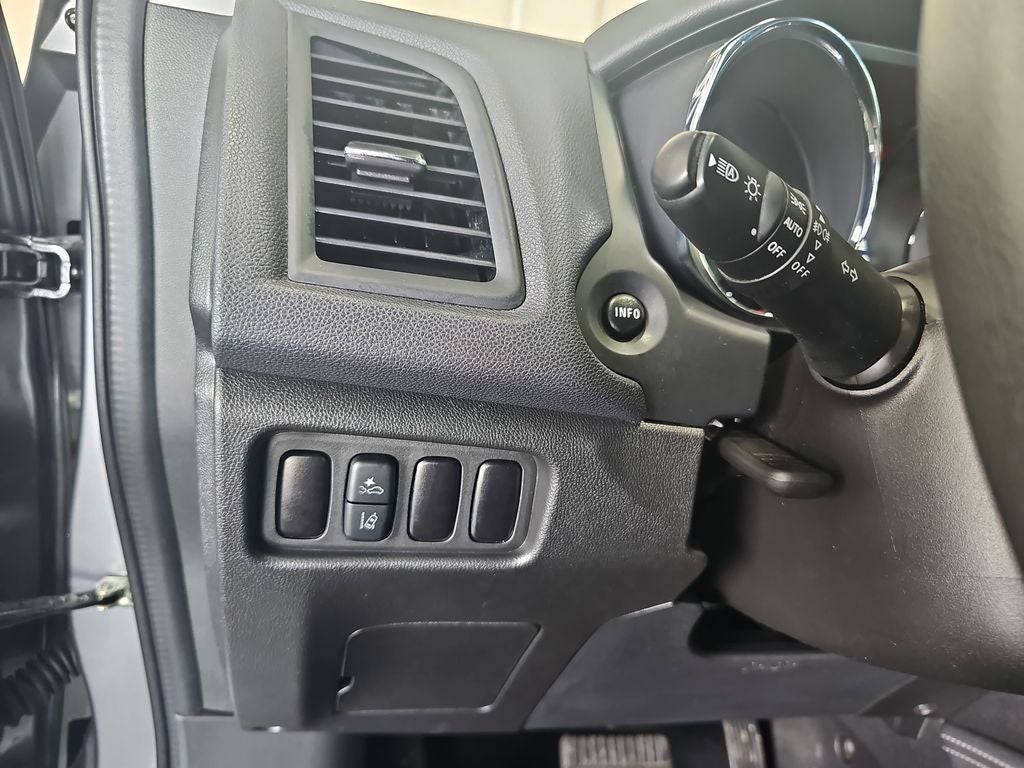 2024 Mitsubishi Outlander Sport Base