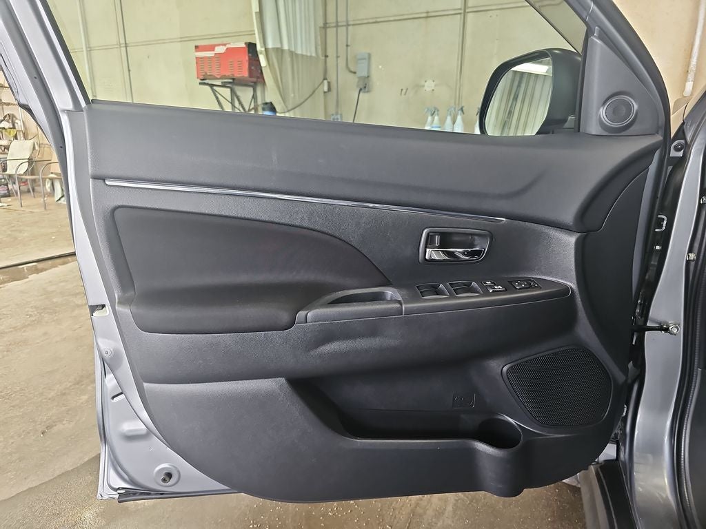 2024 Mitsubishi Outlander Sport Base