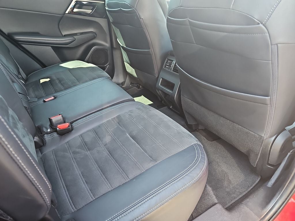 2022 Mitsubishi Outlander SE Launch Edition