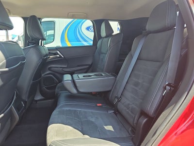 2022 Mitsubishi Outlander SE Launch Edition