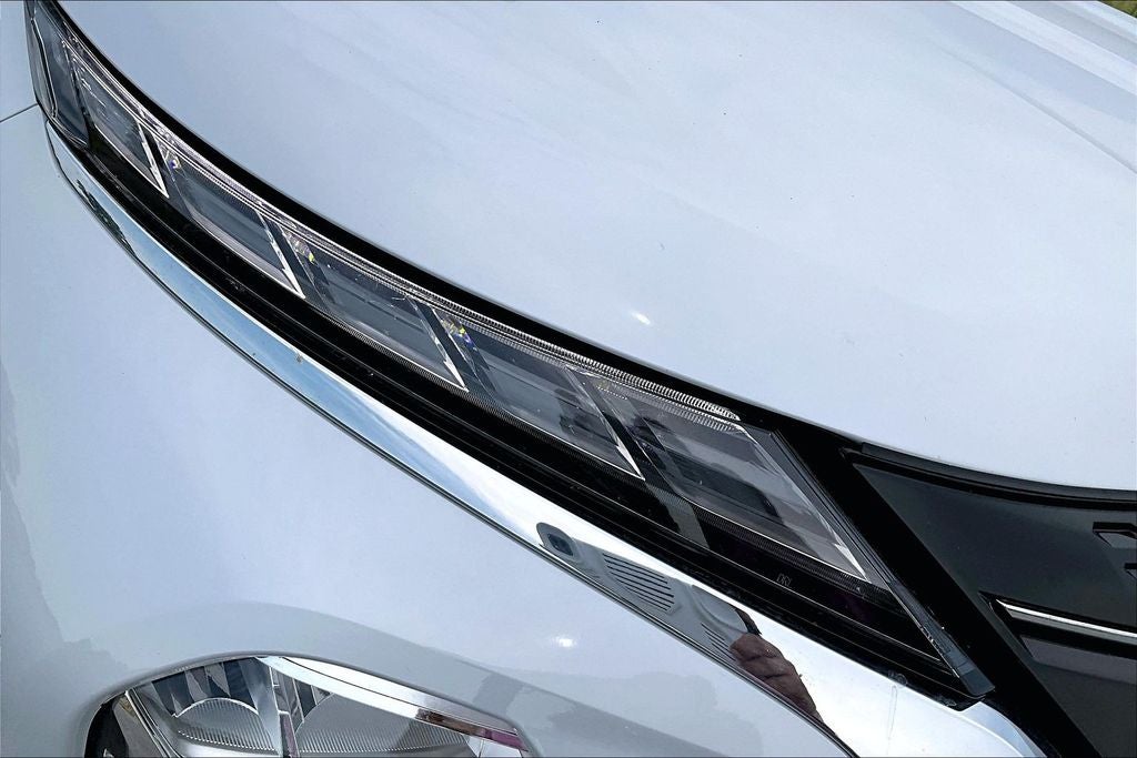 2024 Mitsubishi Outlander ES