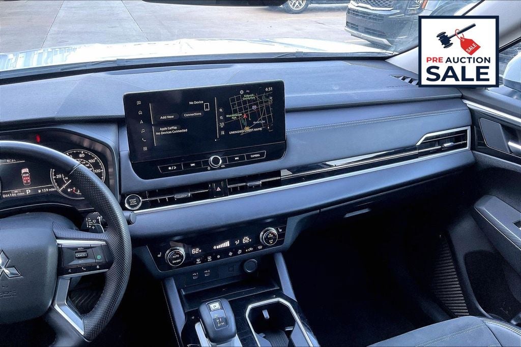 2025 Mitsubishi Outlander SE