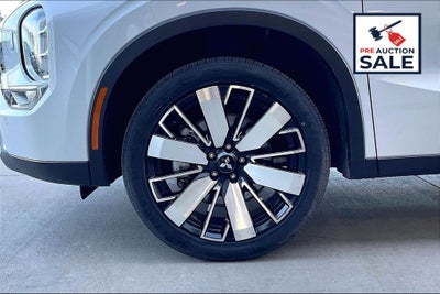 2025 Mitsubishi Outlander SE