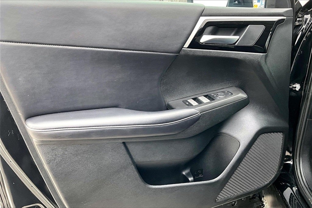 2024 Mitsubishi Outlander SE Black Edition