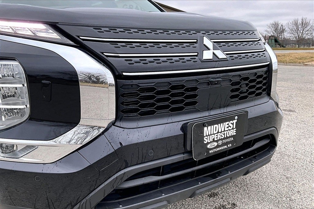 2024 Mitsubishi Outlander SE Black Edition