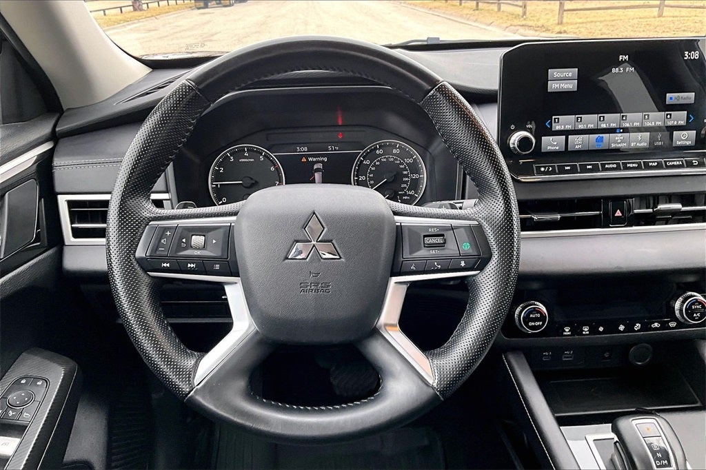 2024 Mitsubishi Outlander SE Black Edition