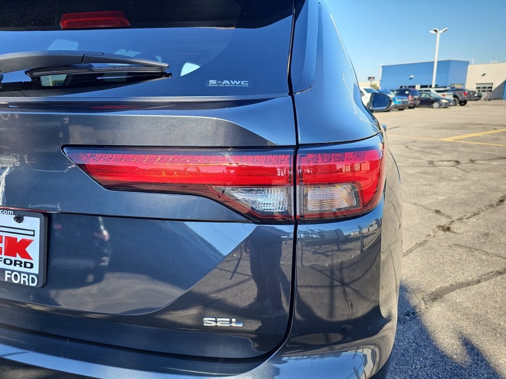 2024 Mitsubishi Outlander SEL Black Edition