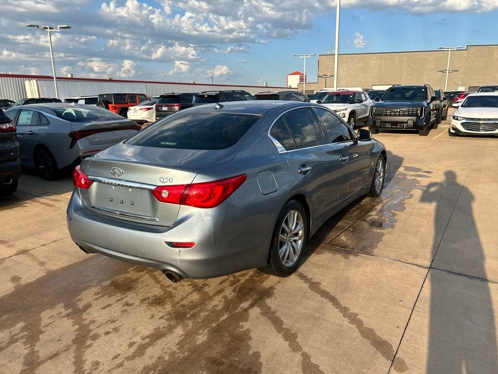 2015 INFINITI Q50 Premium