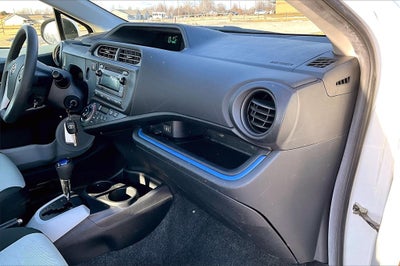 2013 Toyota Prius c Two