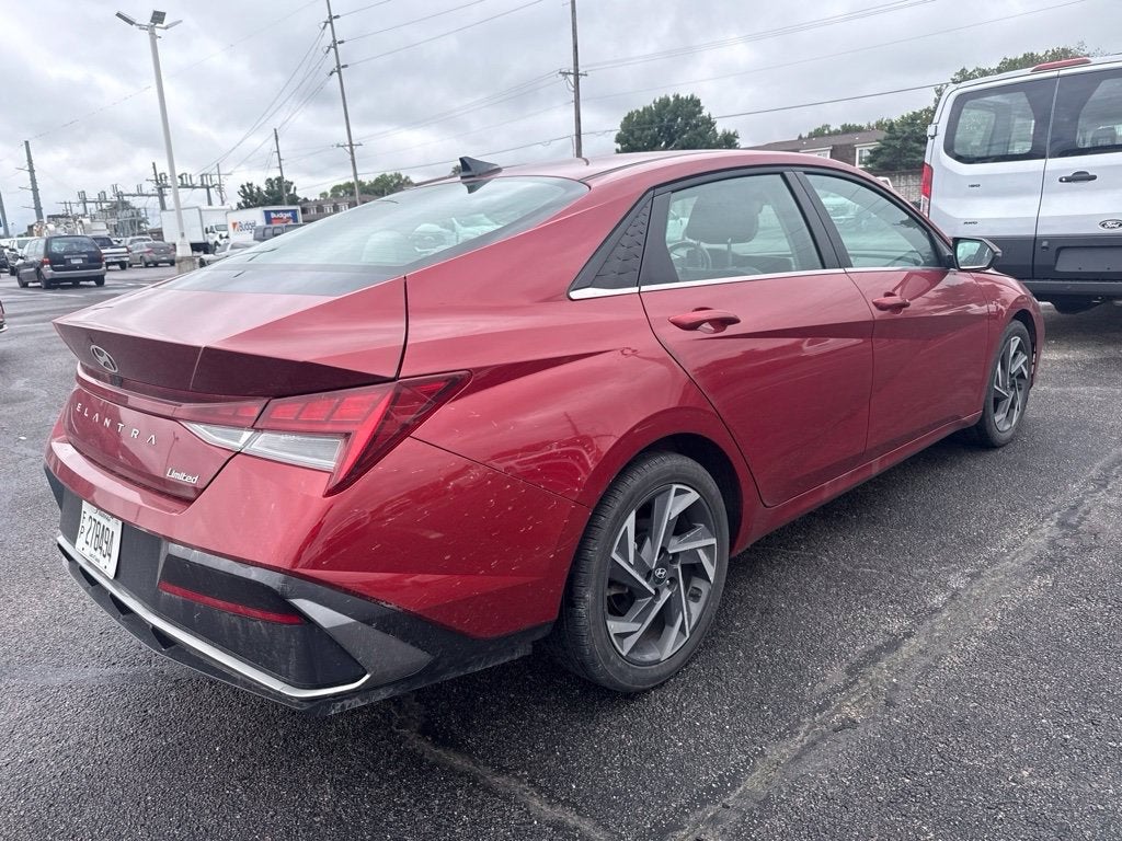 2025 Hyundai Elantra Limited