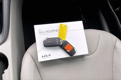 2022 Kia Niro EX Premium