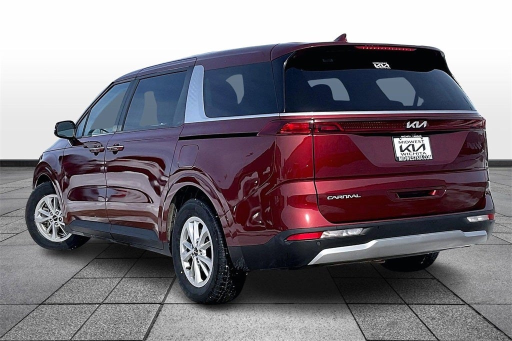 2024 Kia Carnival LX