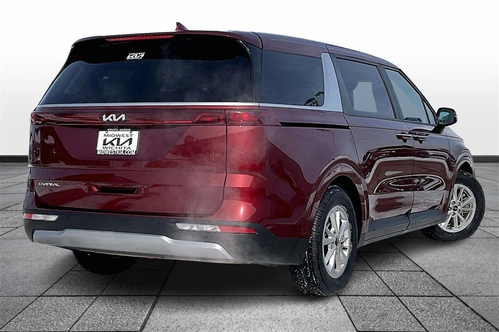 2024 Kia Carnival LX