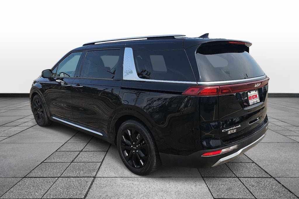 2022 Kia Carnival SX