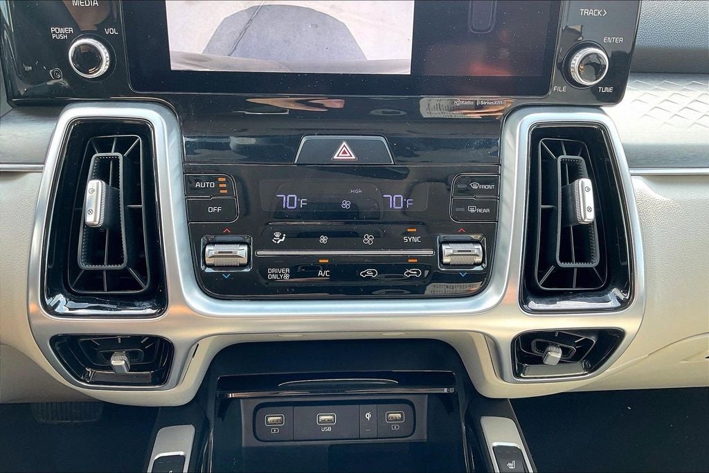 2022 Kia Sorento Plug-In Hybrid SX