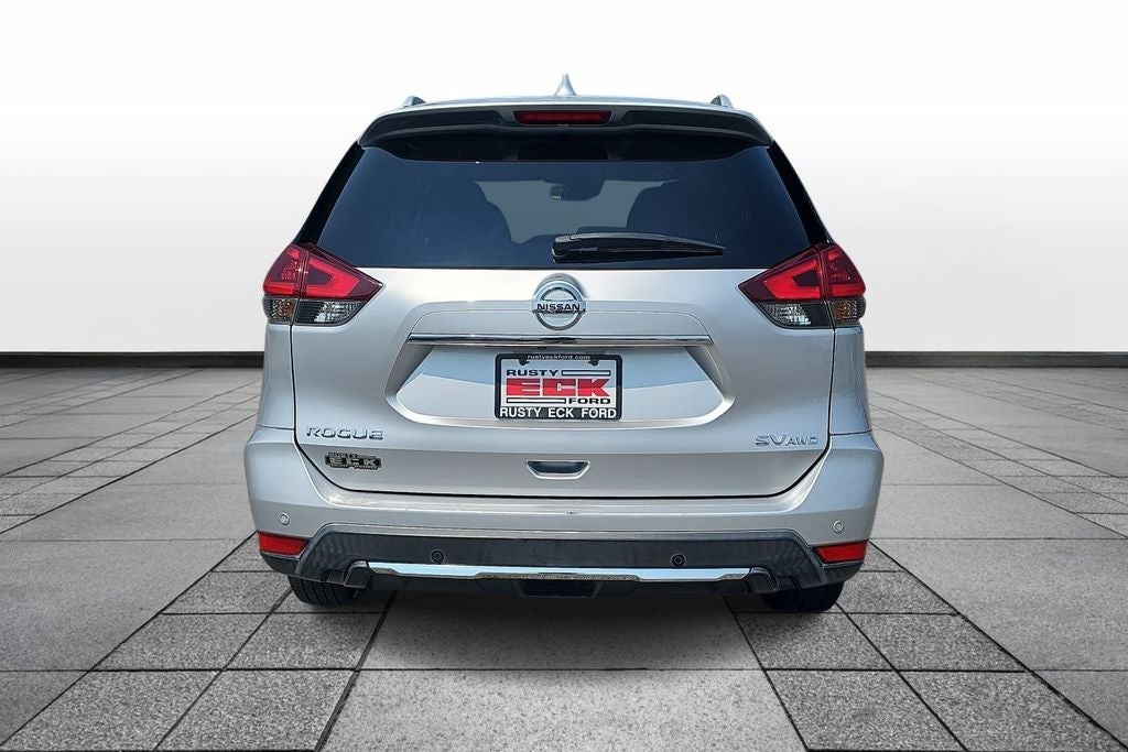 2020 Nissan Rogue SV